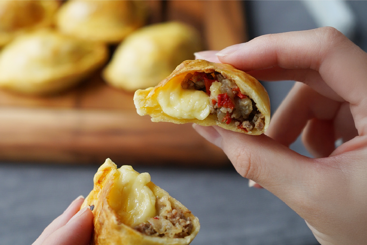 チリの名物料理！「エンパナーダ」